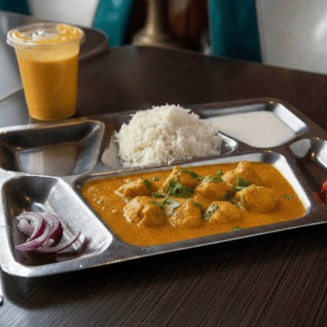 Dhaba Special Chicken Curry.